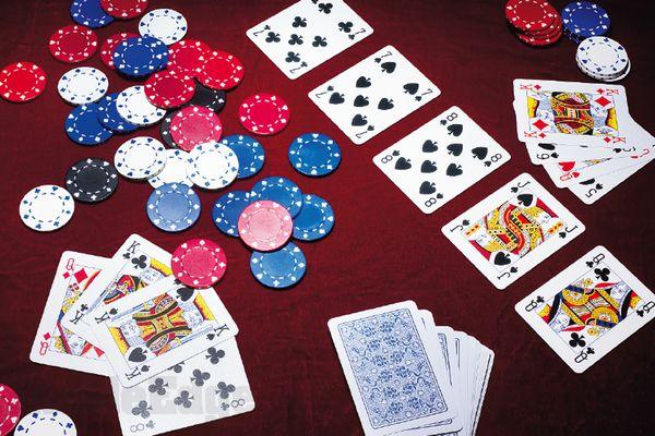Bí kíp “thần thánh” giúp bạn tăng kỹ năng chơi Poker trực tuyến - 1
